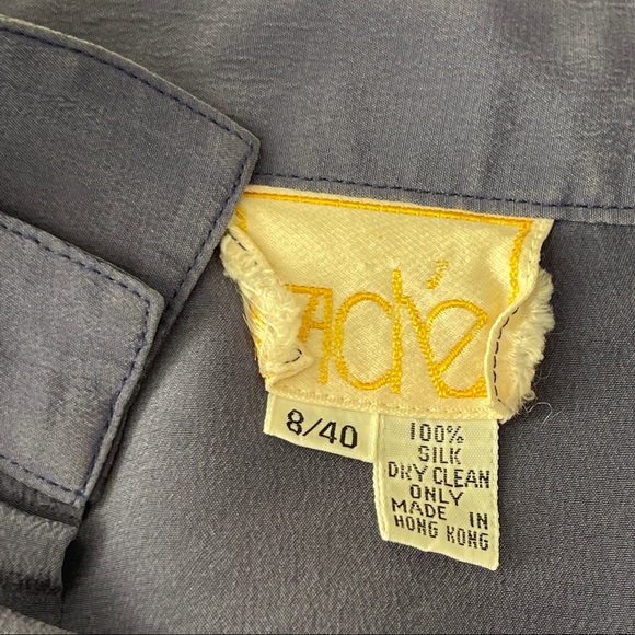 Vintage Cache Navy Blue Silk Button Up Blouse Top Floral Embroidery Size 8 - Picture 7 of 7